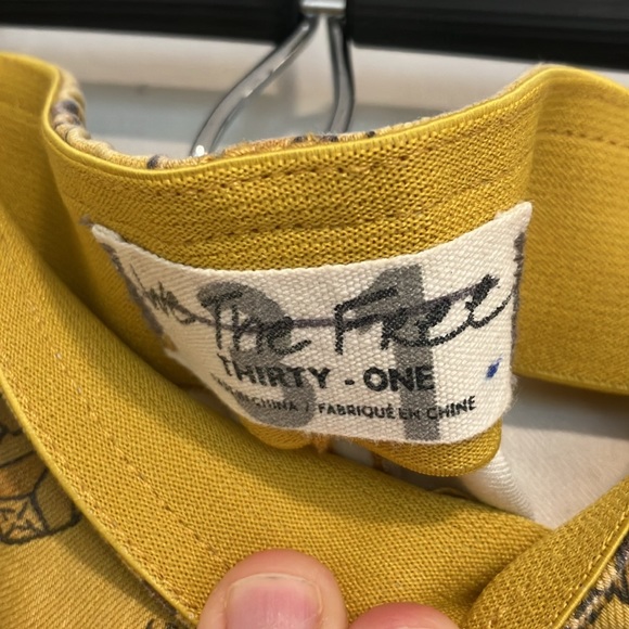 We the Free Geometric Flare Bell Bottom Retro Boho Jeans Mustard Yellow Sz 31 - Picture 11 of 16